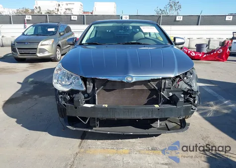 2008 Chrysler Sebring Limited z USA, uszkodzony, nr VIN 1C3LC65M38N178488